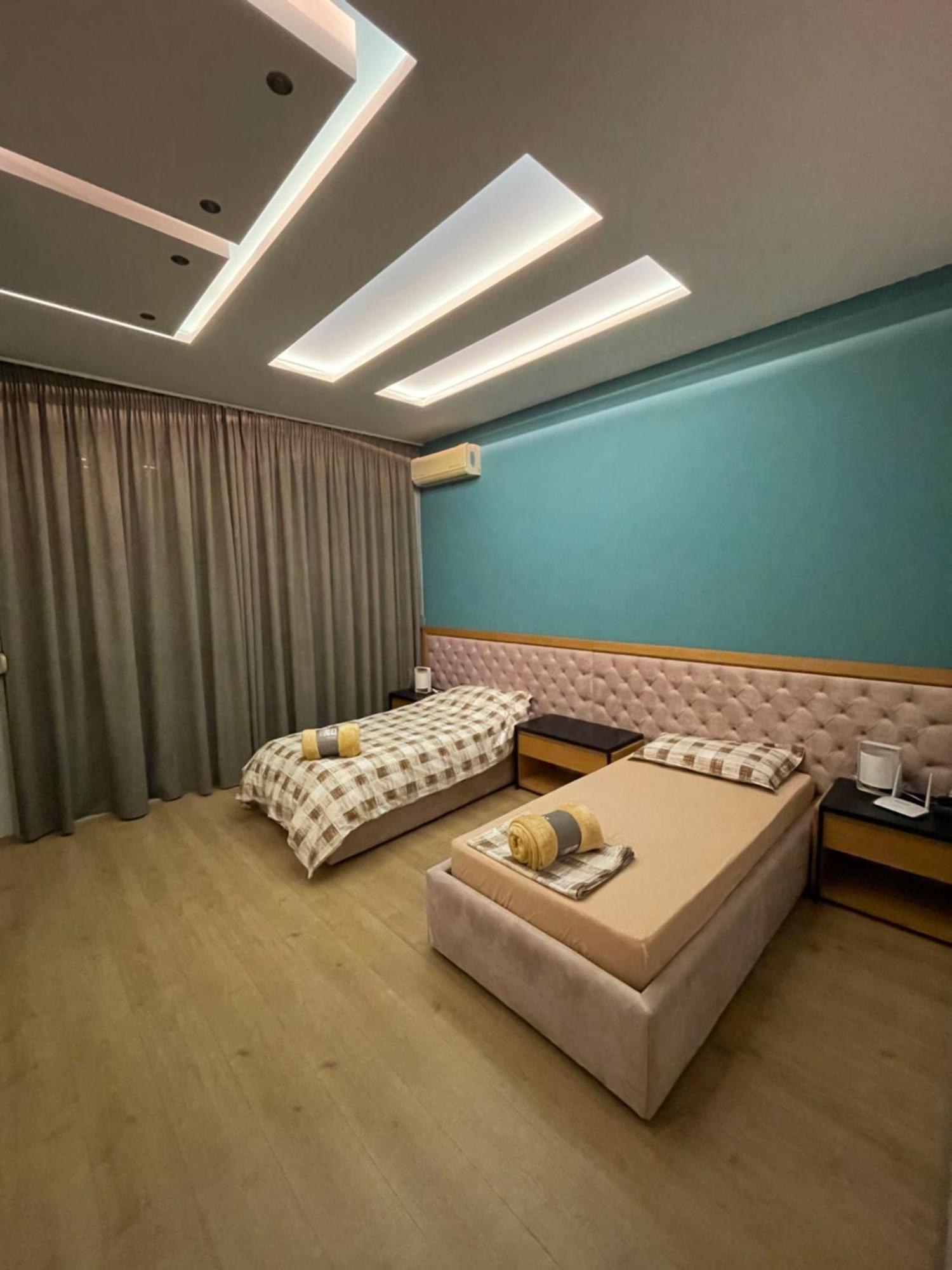 Lux Leilighet Tiranë